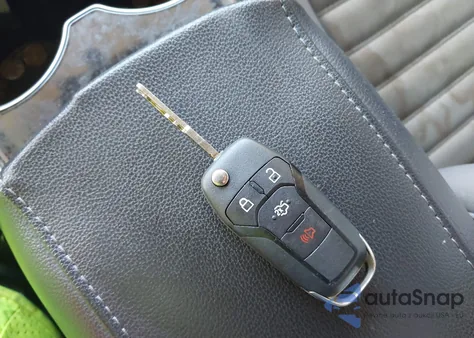 2015 Ford Fusion Hybrid S from USA, damaged, VIN 3FA6P0UU7FR132609